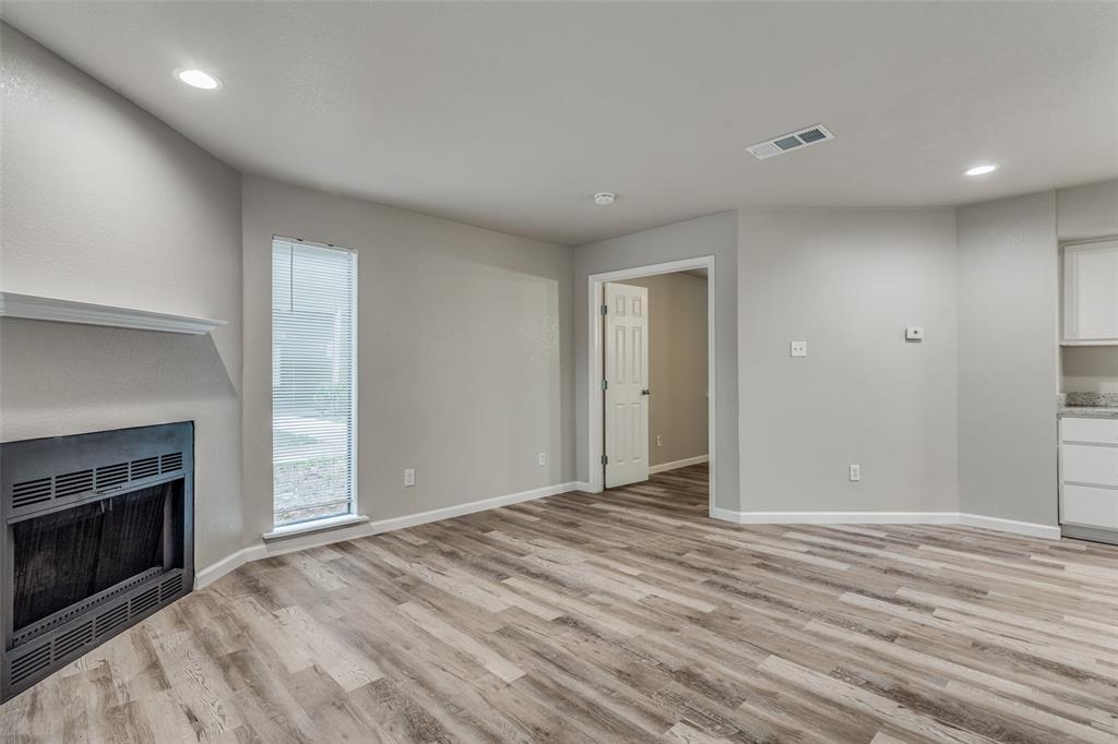 Richland Trace condos - Residential