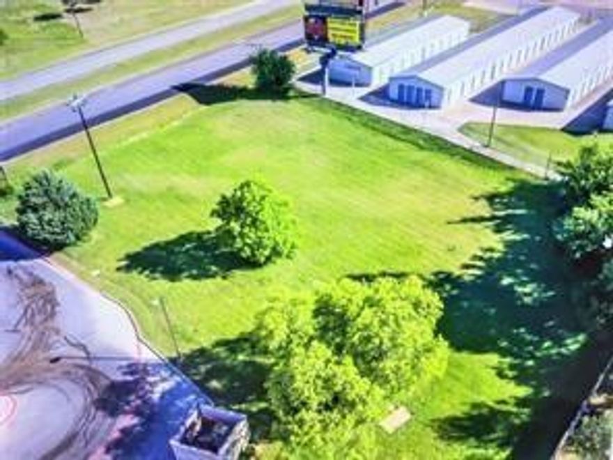 Nice cleared lot with utilities at street. Ideal location with heavy traffic. Seller is motivated to sell, send all offers. Contact 2nd agent with any questions.