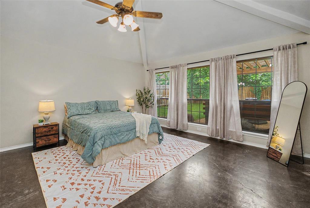 3658 Snow Creek Drive