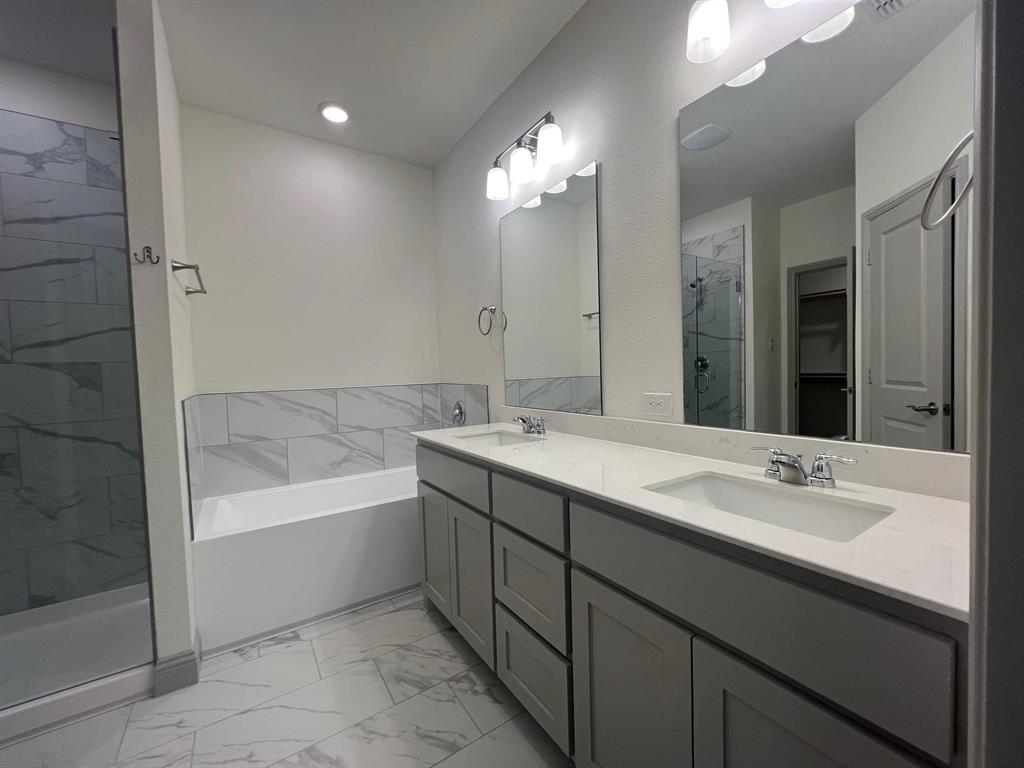 S12526 - Residential Lease