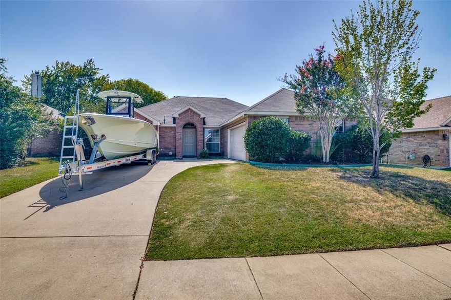 Well maintained 3 bedroom, 2 bathroom home in the lovely Stonecrest Estates. In the last 3 years all walls have been painted, new floors, and new stove. Excellent schools, perfect for a young family.