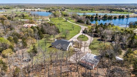 Photo of 19001 County Road 334, Quinlan, TX 75474 (MLS # 21209959)
