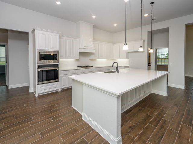 2108 Charters Circle