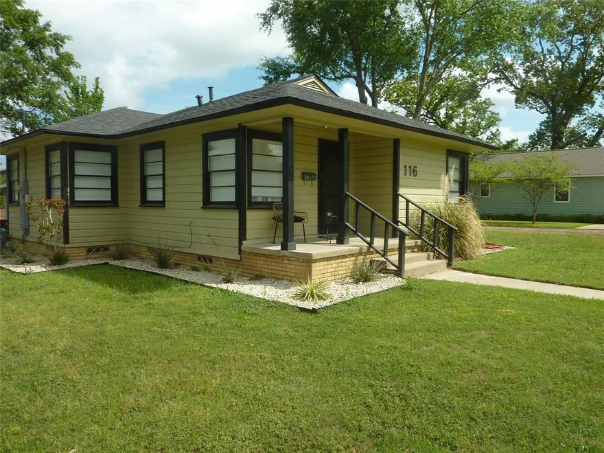 Discover peace and privacy with this quaint 2 bedroom home with all wood floors. A full privacy fence creates a nice outdoor environment ideal for pets or downtime. Move-in ready and thoughtfully planned, this home is a strong option for buyers seeking comfort, efficiency, and a well-balanced indoor-outdoor living experience. Spacious back yard to enjoy nature with family and friends. Come take a look! You’re going to love this one!