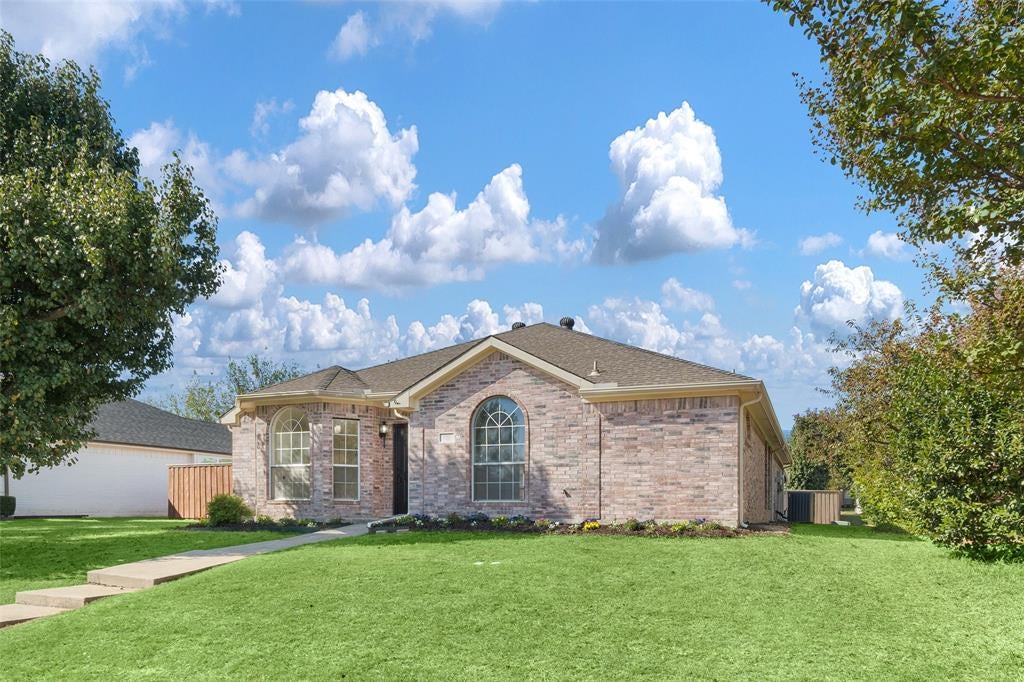 1302 Vail Lane