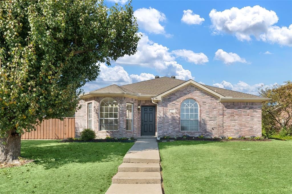 1302 Vail Lane