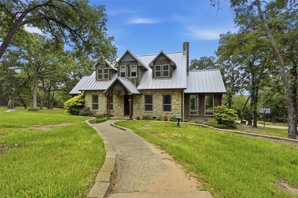 1100 Crazy Horse Trail
