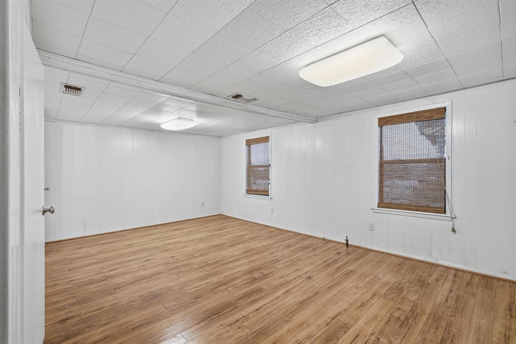 Oak Drive - Residential