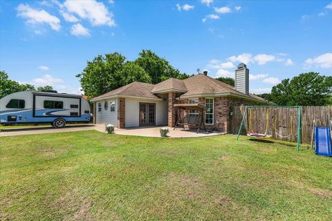 5212 Cross Timber Road W Cleburne TX 76031