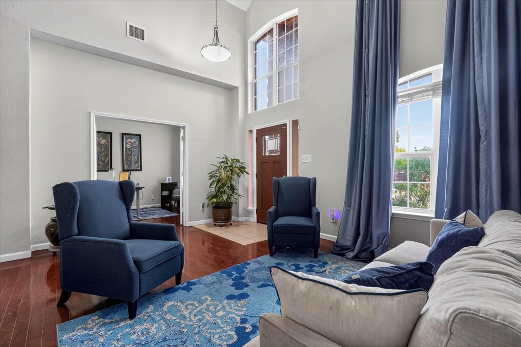 5107 Autumn Hill