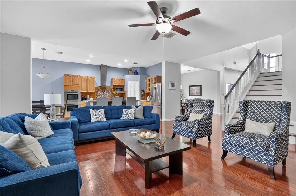 5107 Autumn Hill