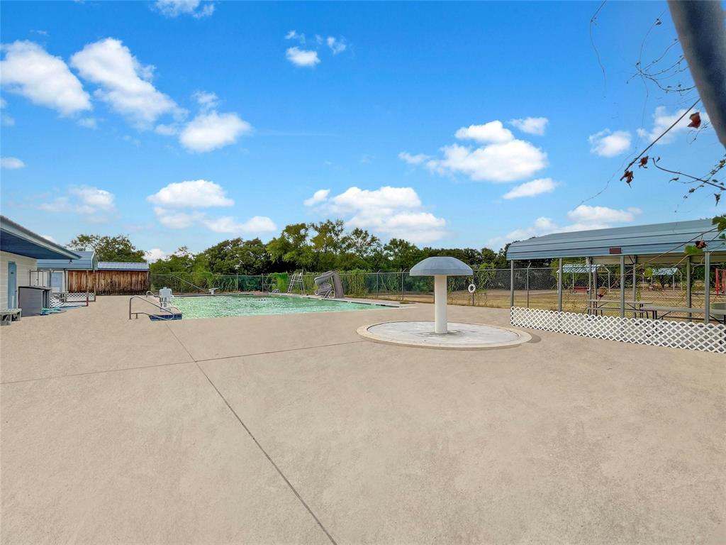 2 Lots Greenway Court