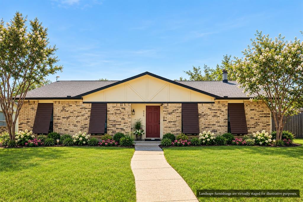 956 Lockhart Drive
