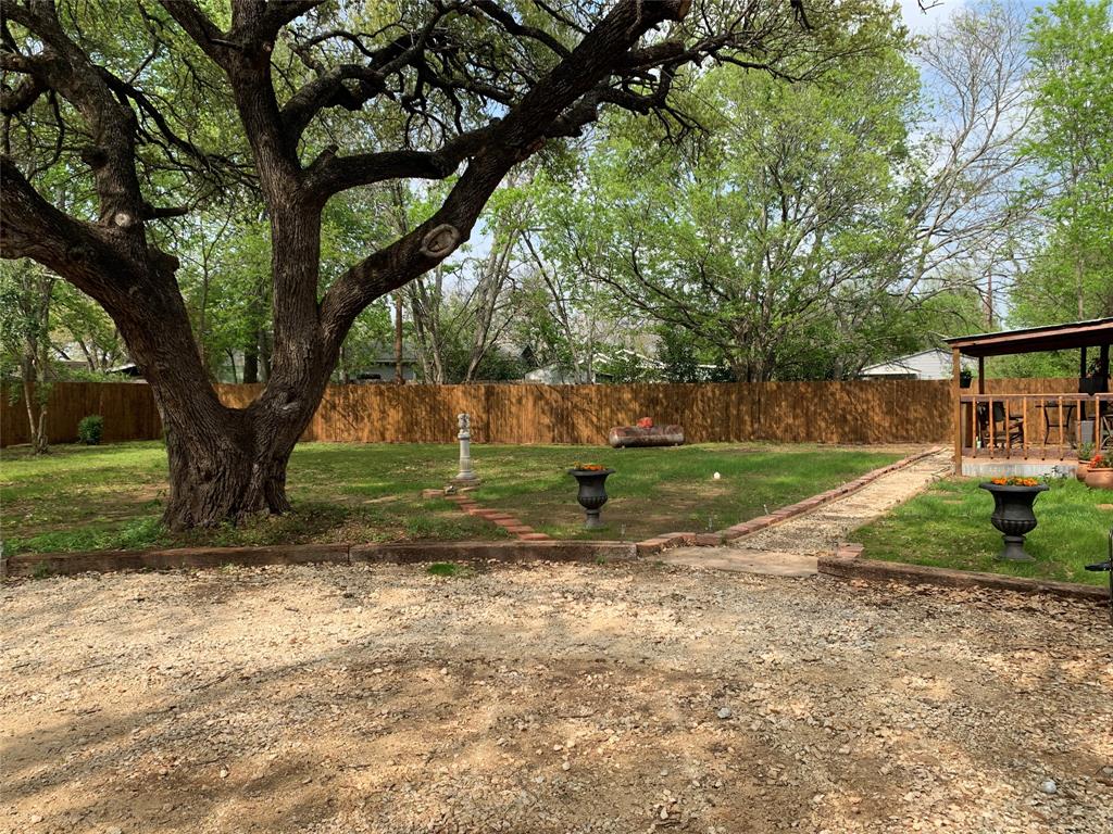 111 Live Oak Loop