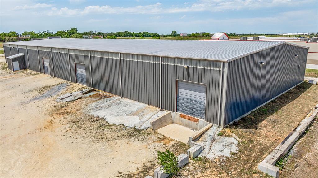 M R Williams Surv Abs #804 - Commercial Sale