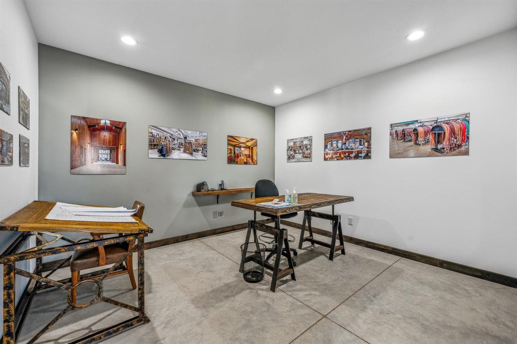 M R Williams Surv Abs #804 - Commercial Sale