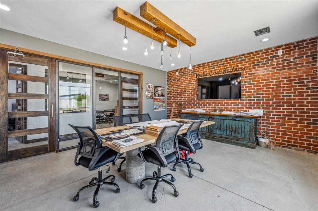 M R Williams Surv Abs #804 - Commercial Sale