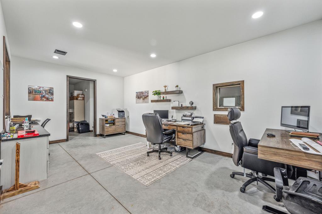 M R Williams Surv Abs #804 - Commercial Sale