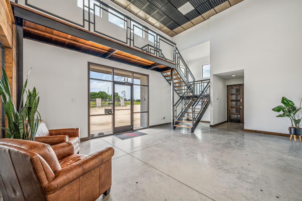 M R Williams Surv Abs #804 - Commercial Sale