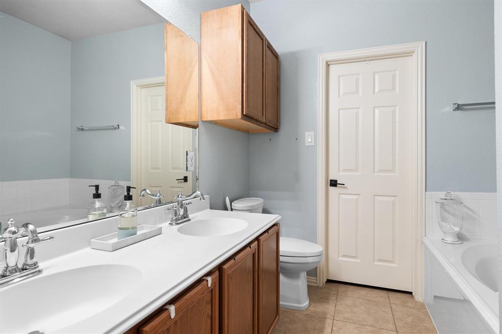 Taylors Ridge - Residential