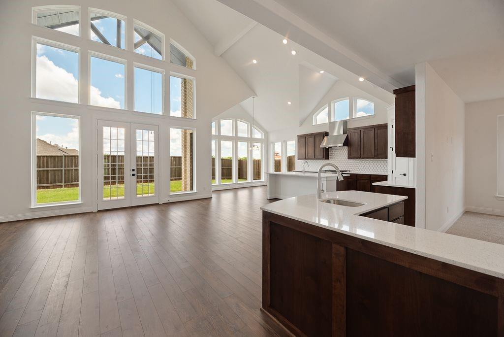 3112 Sawbuck Lane