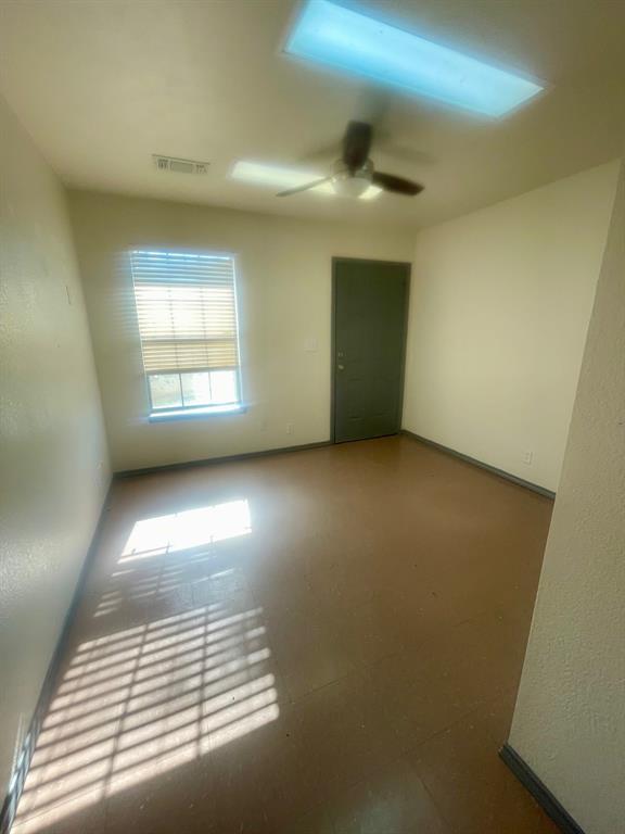 CARTWRIGHT ASBERRY A-G0251, ACRES 4.766 - Commercial Lease