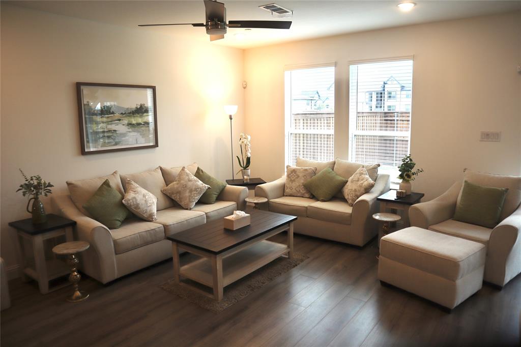 1316 Hill Country Place