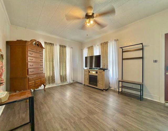 S9350 W H KING #1 - Residential