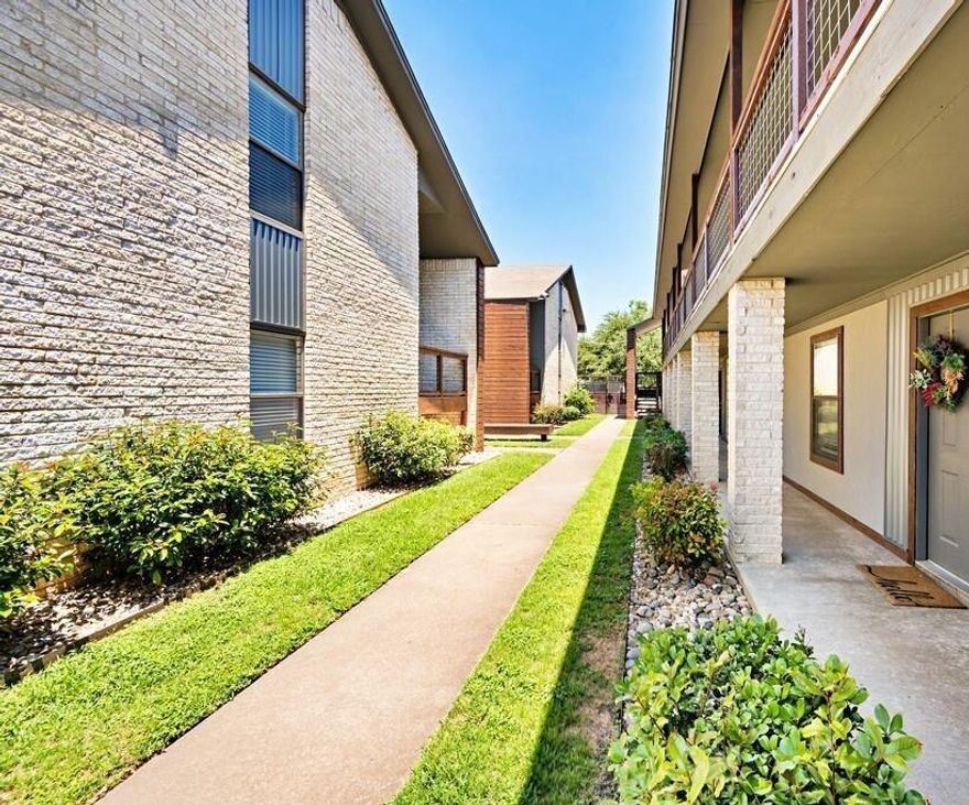 Student housing, Baylor Bubble
Leased - July 2026
Secured with fence and gate
Appliances convey
HOA pays for basic cable, lawn care, management fees, etc.