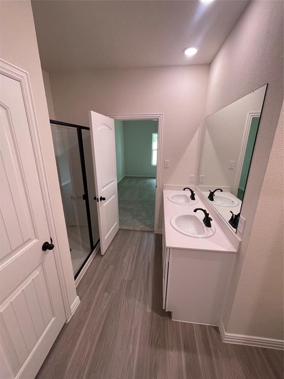 Leonard Crossing - Residential