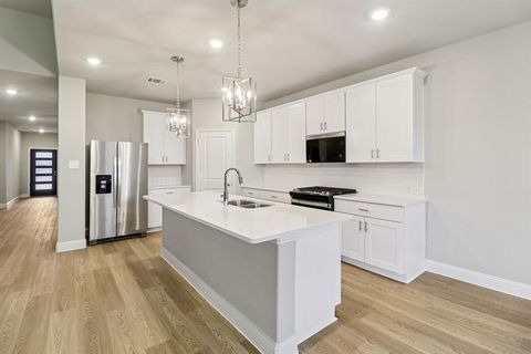 Photo of 3511 Buffalo Creek Drive, Farmersville, TX 75442 (MLS # 21172582)