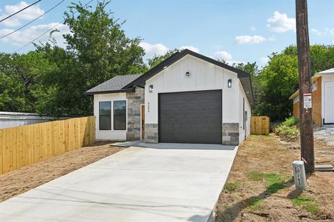 Tiny photo for 3604 Durango Trail, Granbury, TX 76048 (MLS # 21099846)