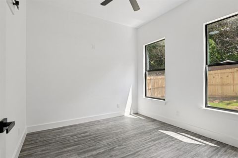 Tiny photo for 3604 Durango Trail, Granbury, TX 76048 (MLS # 21099846)