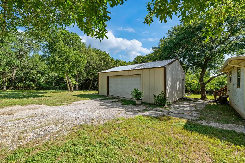 220 N Mountain Ridge