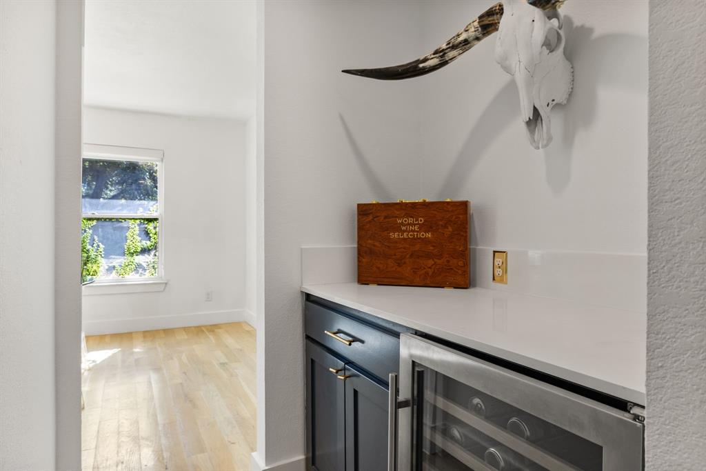 LAKEVIEW HEIGHTS - Residential