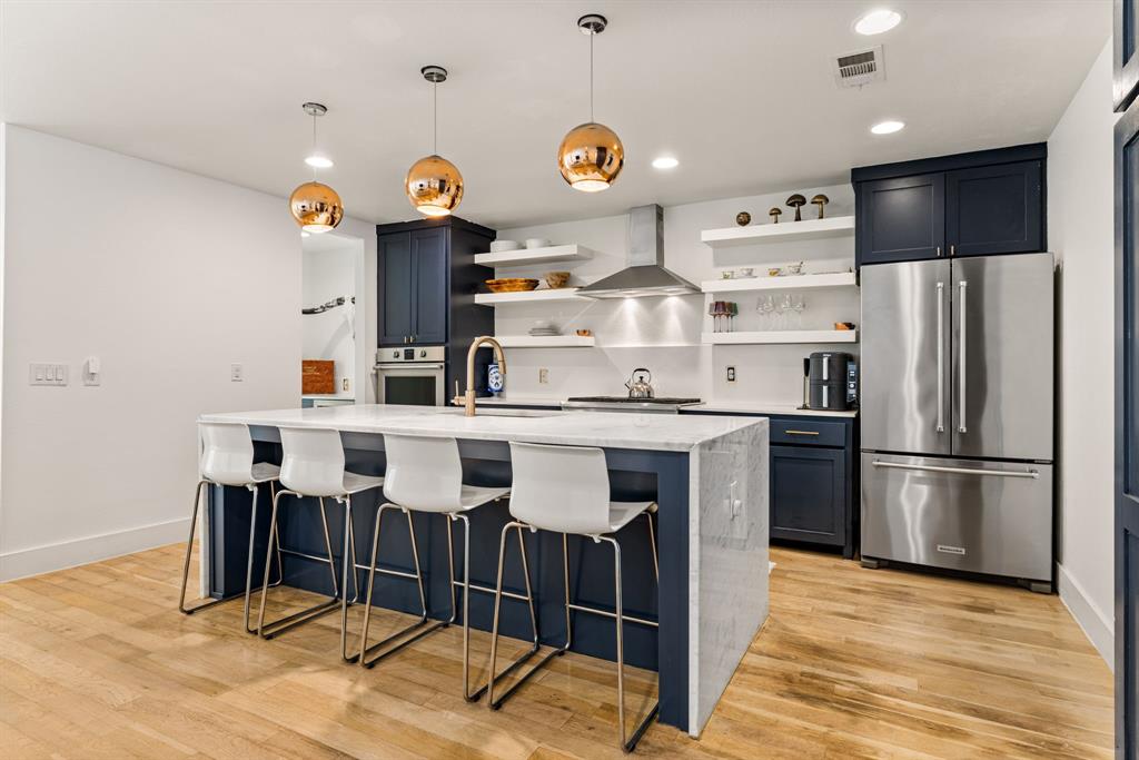 LAKEVIEW HEIGHTS - Residential