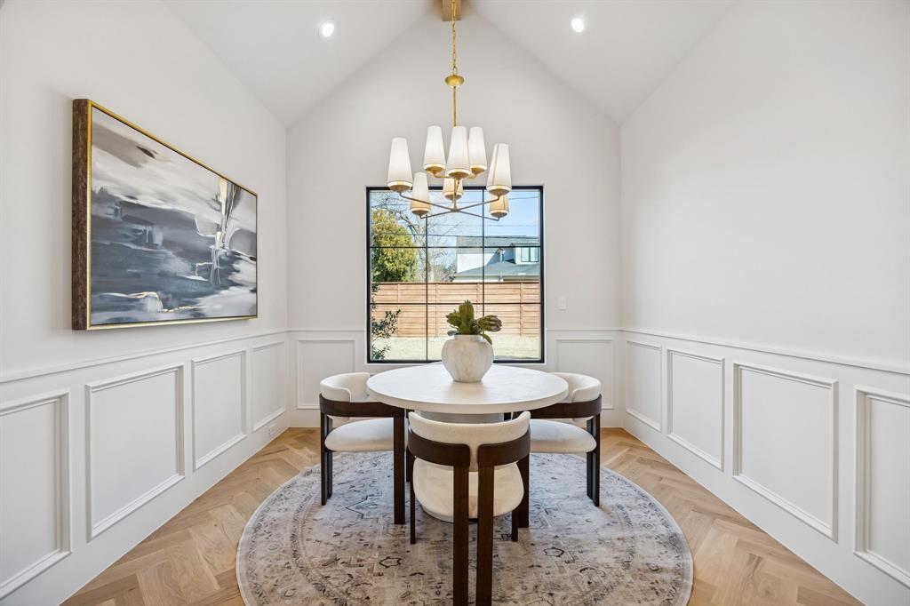 NORTH DAVILLA DRIVE ESTATES - Residential