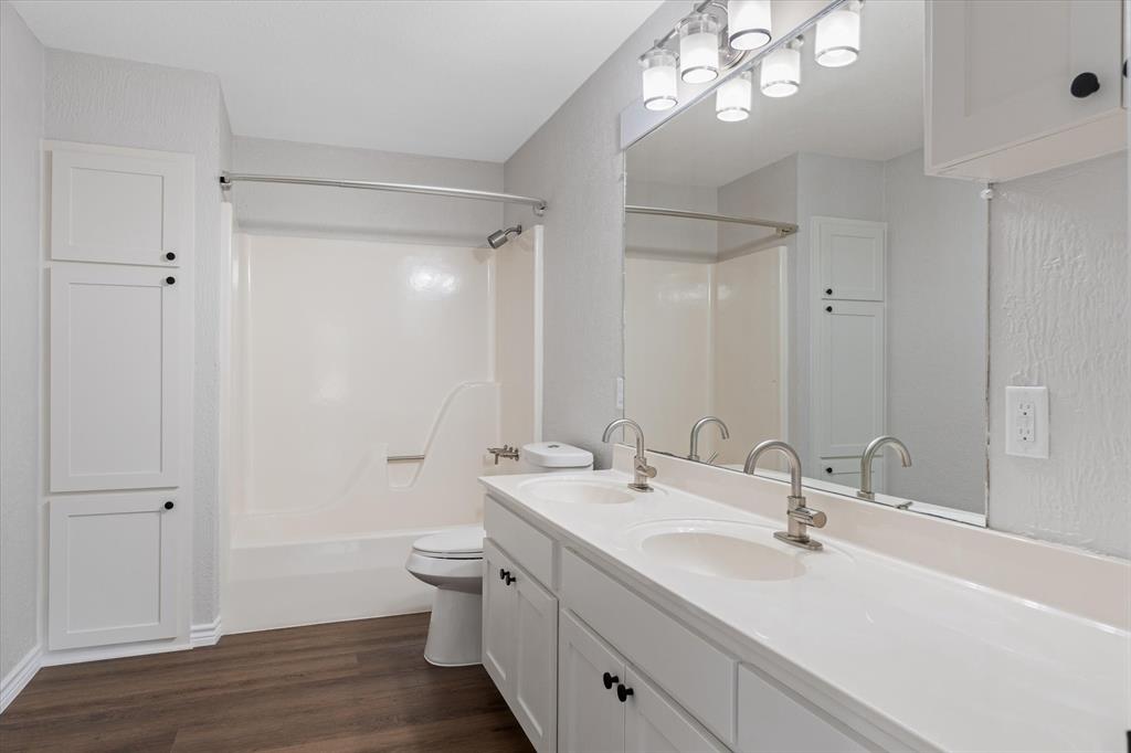 W R FLOWERS & TEAGUE - Residential