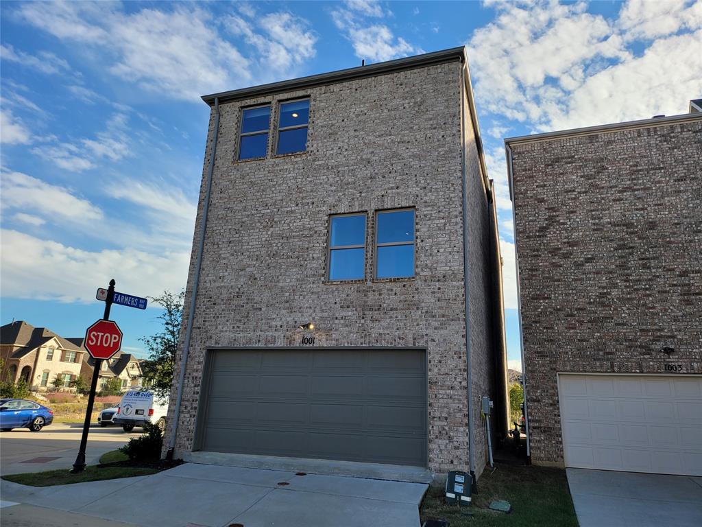 1001 Boyd Lane