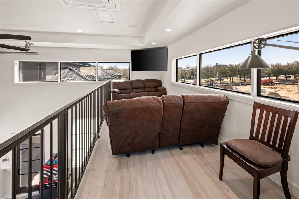 Oak Alley - Residential