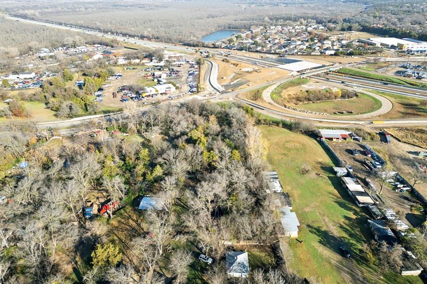 SELLER FINANCING AVAILABLE! PRESENT YOUR TERMS! Located in the heart of Dallas, this spacious 29,676 sqft lot offers unparalleled potential for your custom dream home or an exciting investment project. Zoned TH-3(A), the property provides flexibility for various residential uses. Completely outside the flood zone, the lot provides a solid foundation for development. The city also permits sidewalk modifications for personalized driveway access, adding both convenience and value. Utilities are available nearby; buyers should verify details with the city.