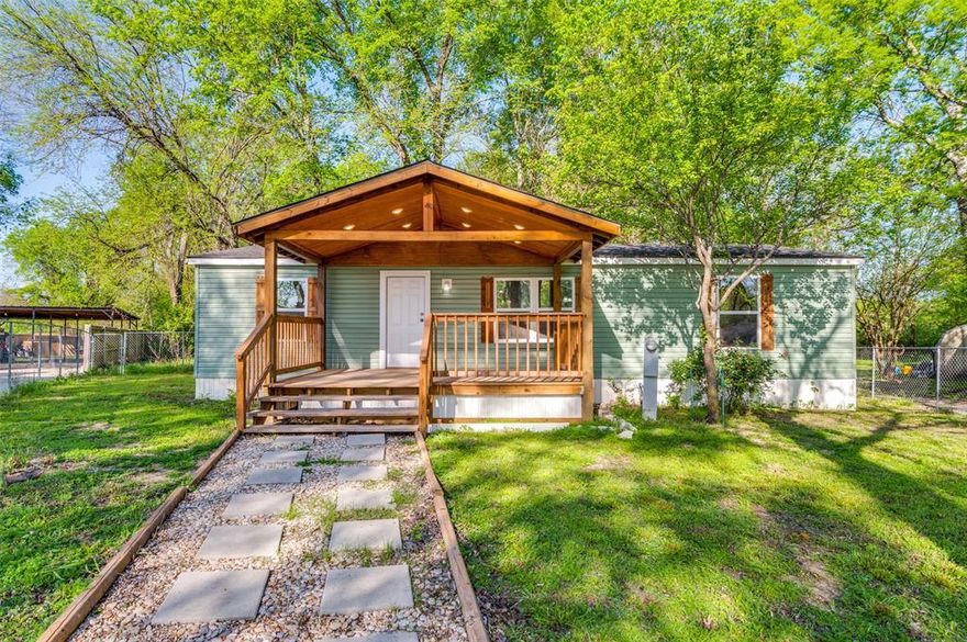 Welcome to 312 Oak St, Blue Ridge, TX 75424 — a hidden gem nestled at the quiet end of a tree-lined cul-de-sac. This well-maintained 3-bedroom, 2-bathroom home offers the perfect blend of comfort, privacy, and potential, all set on a generous 0.94-acre lot.

Key Features:
1,056 sq ft open-concept layout – Ideal for family living, hosting, or relaxing in style
Spacious covered front porch – Your favorite new spot for morning coffee or evening sunsets
Private master suite – Separated from secondary bedrooms for ultimate peace and quiet
Massive backyard – Imagine a garden, firepit area, or your own personal retreat with a bit of TLC
Bordering city-owned land – Extra buffer and privacy with no neighbors behind

Located just minutes from charming downtown Blue Ridge, you'll enjoy a small-town feel with easy access to schools, shops, and Highway 78 for a smooth commute.