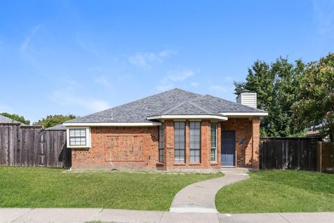 A home in Rowlett