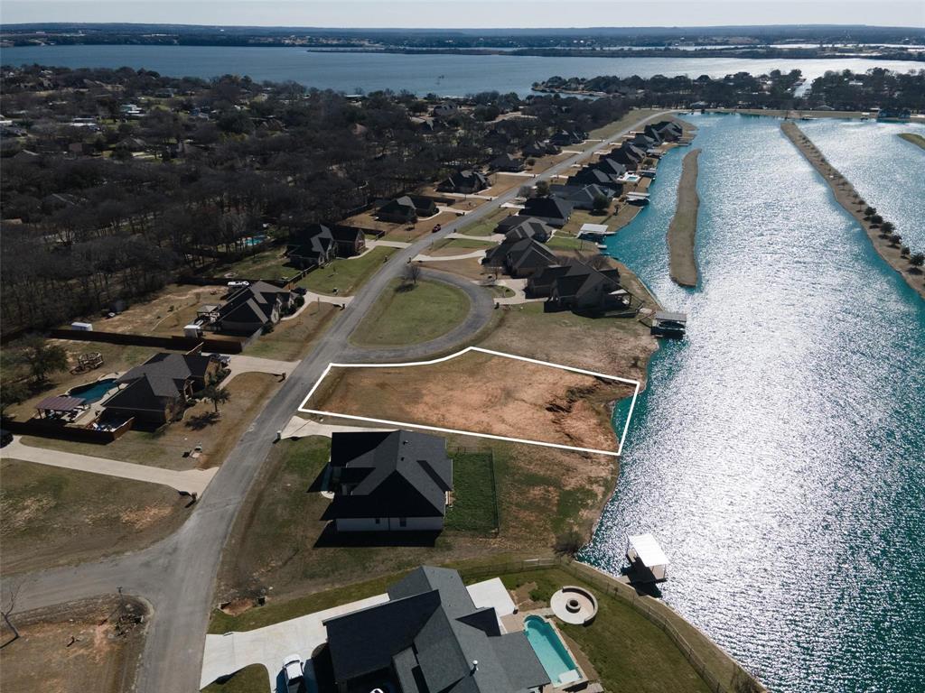 4012 Upper Lake Circle