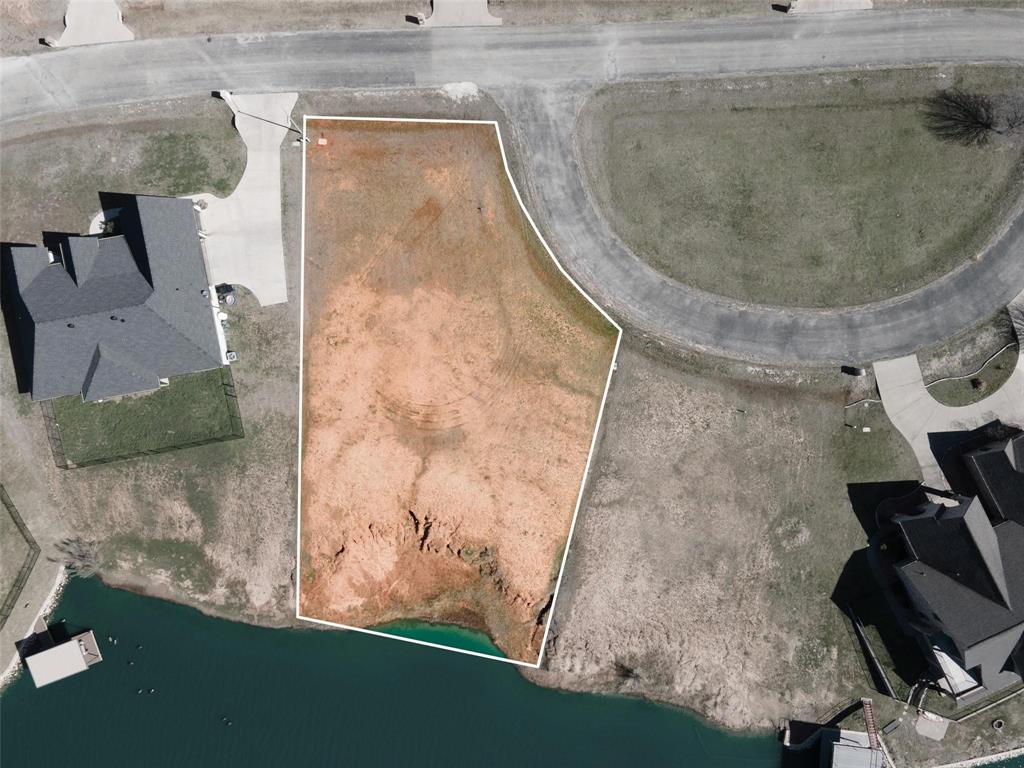 4012 Upper Lake Circle