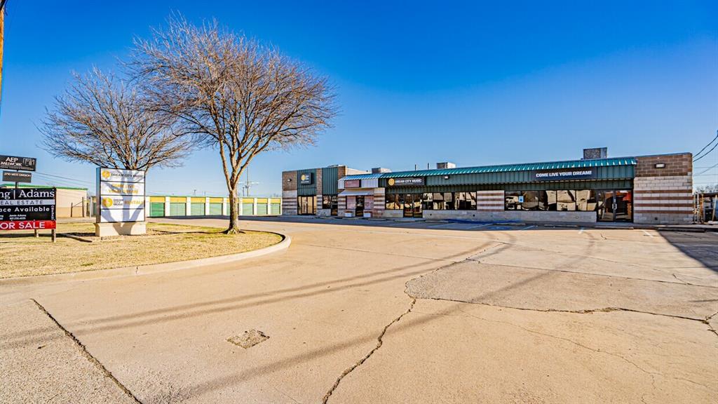West Arlington - Commercial Sale