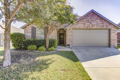 8332 Trickham Bend Fort Worth TX 76131