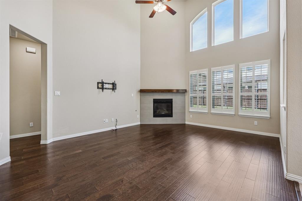 1990 Kieva Place