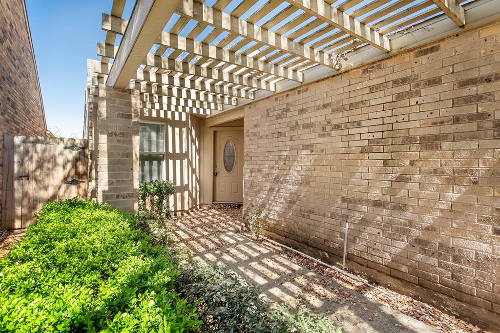 Rosser Village Rev - Residential