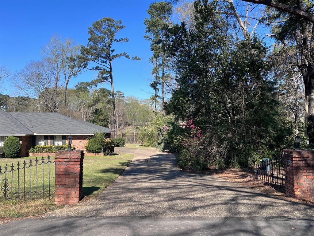 2036 Pepper Ridge Drive